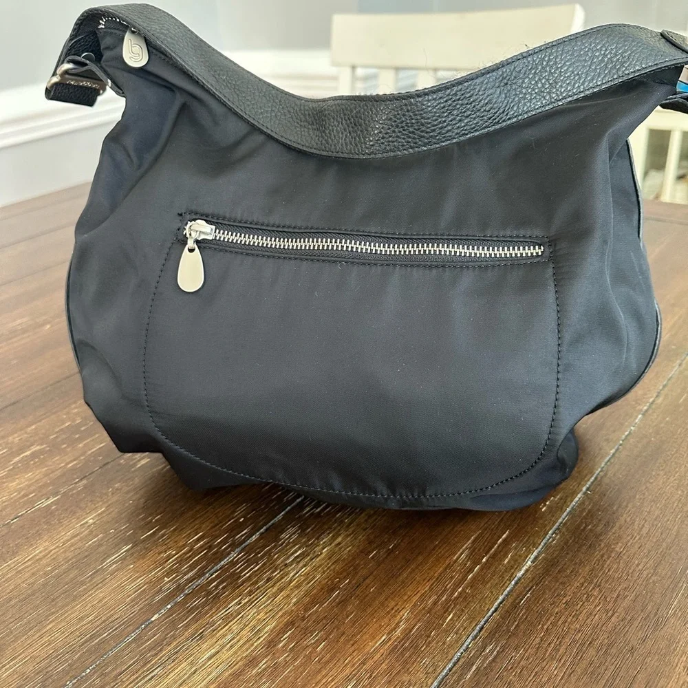 Baggallini hobo bag